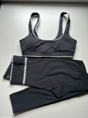 L*SPACE Active Move With Me Sports Bra Leggings Set Black White Size S